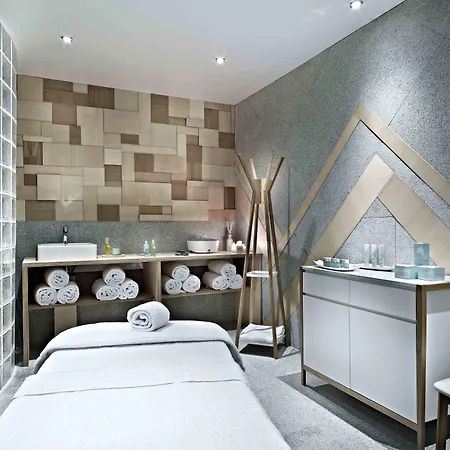 Altapura & 5* Val Thorens