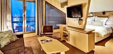 Altapura & Hotel 5*